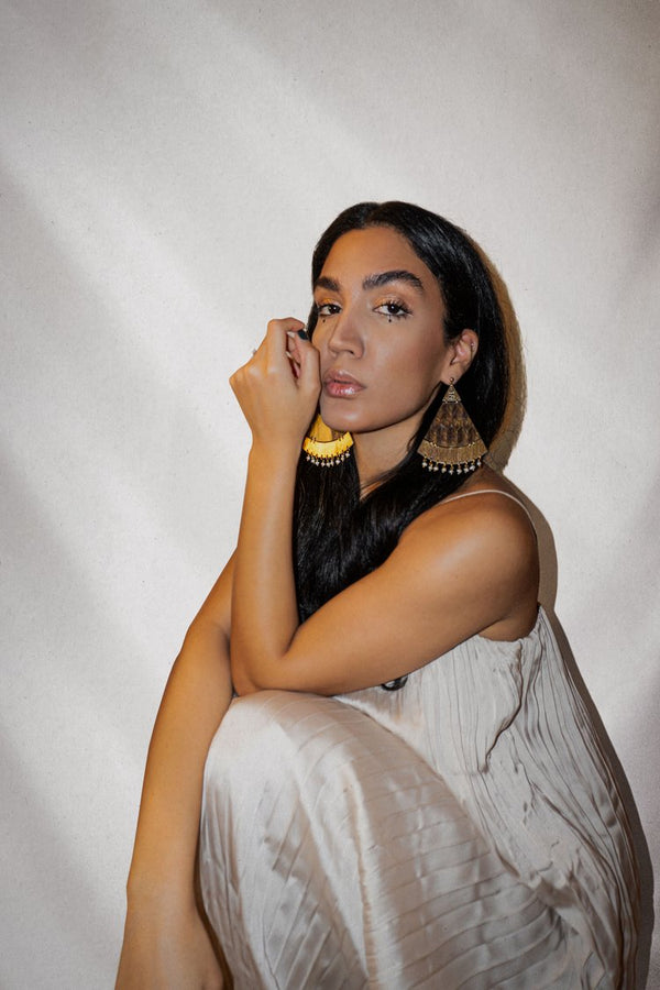 Chandelier Earring – Gold