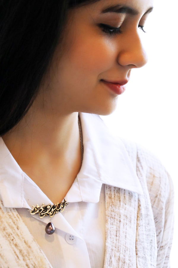 Bi To Be Sar Nemishavad Silver Necklace