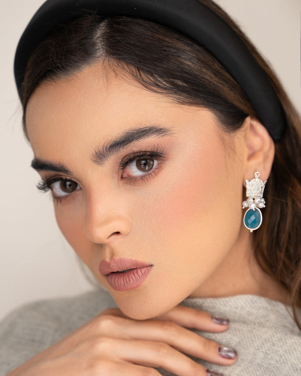 Silver Crown Earrings with Freshwater Pearls and Drop Agate