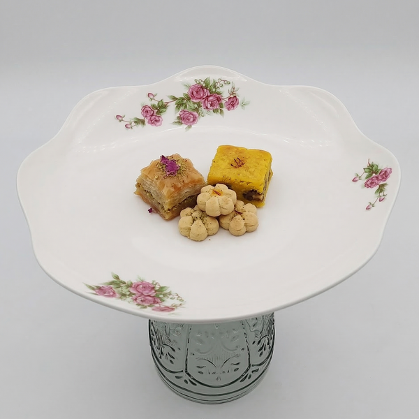 Wavy Golesorkhi Serving Plate With Tall Gray Glass Stand