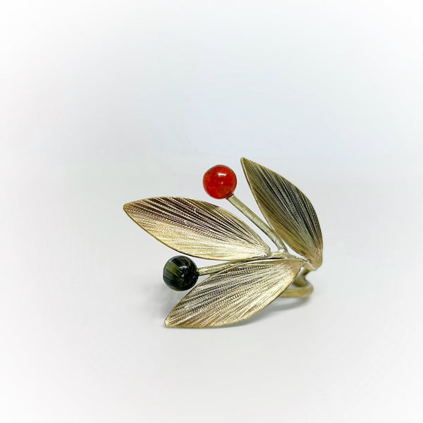 Leafy Brass Ring