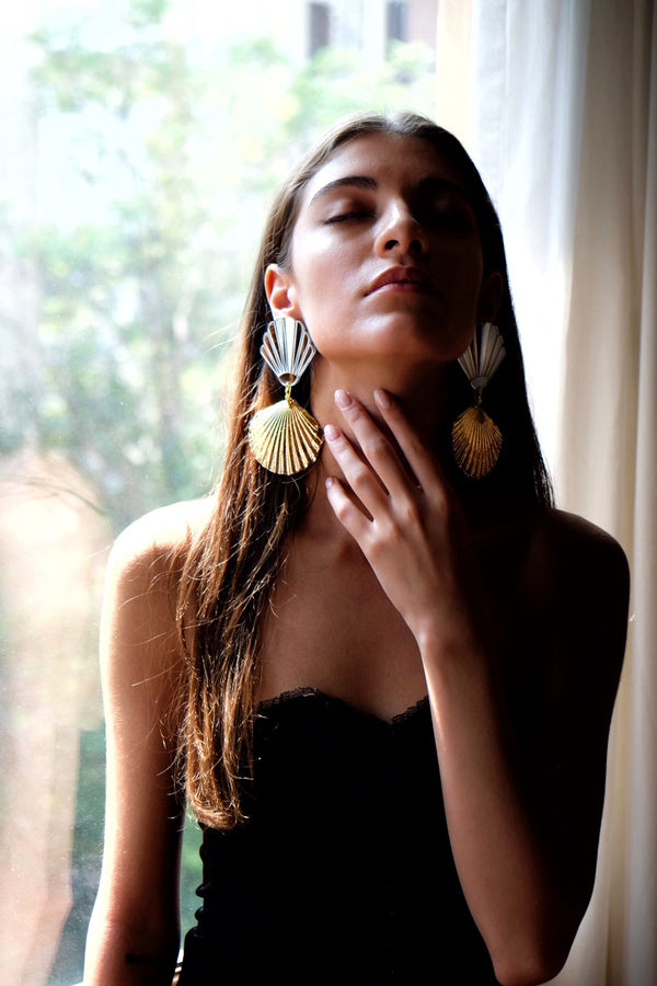 Shell Gold Earrings