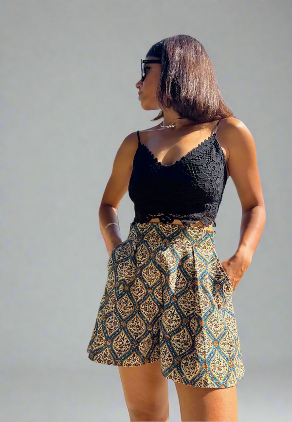 Sama Qalamkari Short