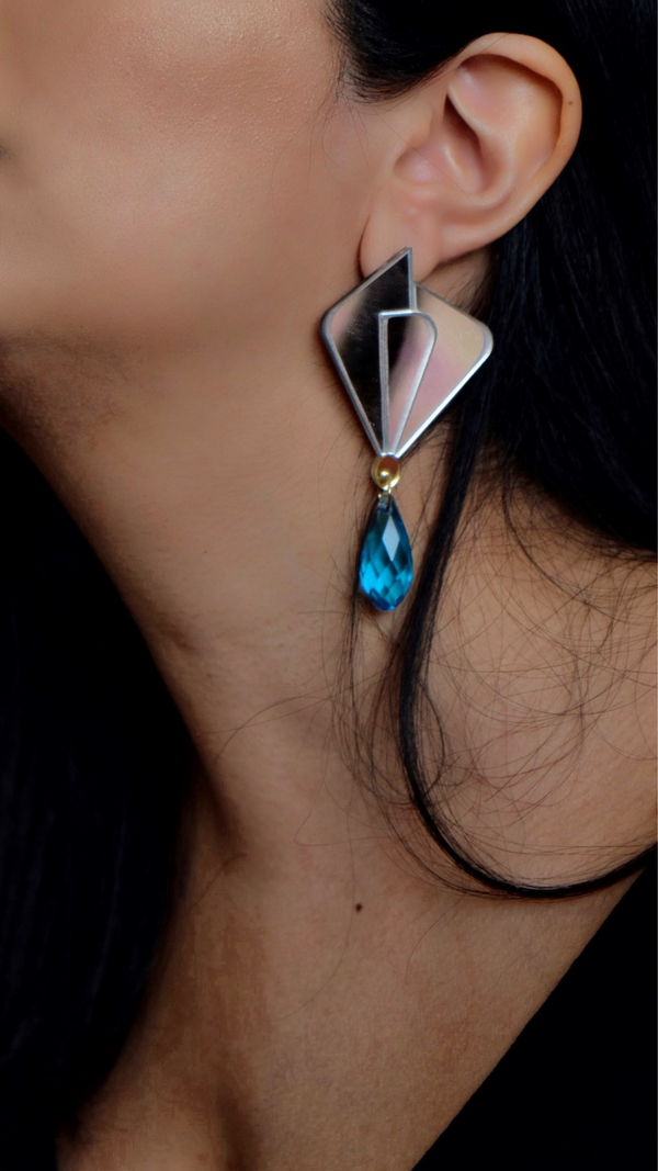 Lily Crystal Blue Earrings