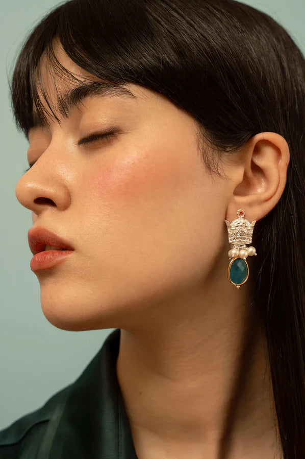 Silver Crown Earrings with Freshwater Pearls and Drop Agate