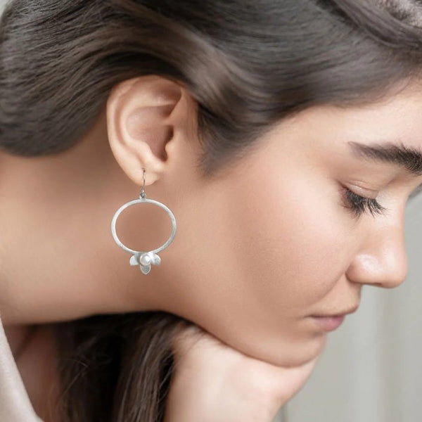 Silver Dangle Pomegranate Modern Earrings with Freshwater Pearl