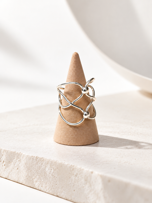 Gardoon Silver Ring (Size 7)