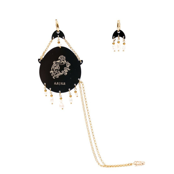 Baroque Earring – Black