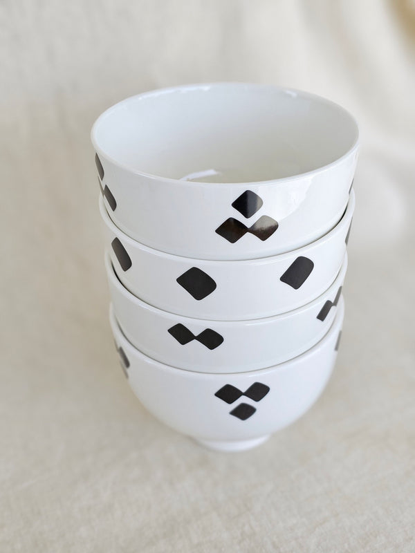 Black Farsi dots medium bowl