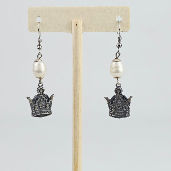 Silver Crown Pearl Earrings