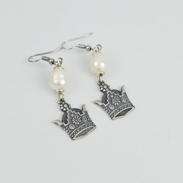 Silver Crown Pearl Earrings