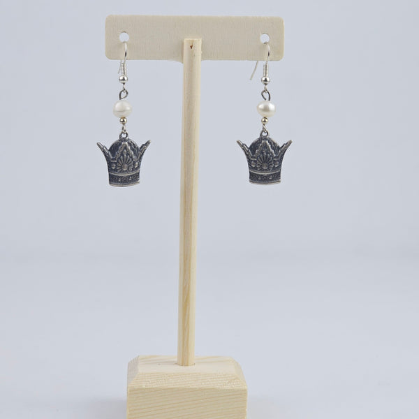 Silver Crown Pearl Earrings