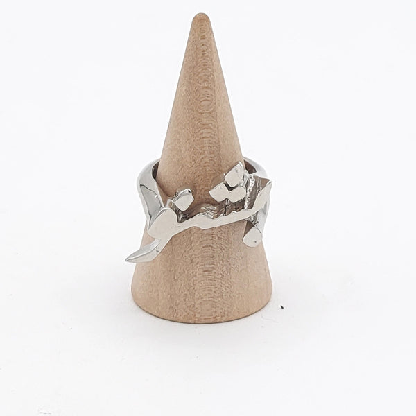 Beshno Calligraphy Ring