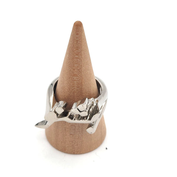 Beshno Calligraphy Ring