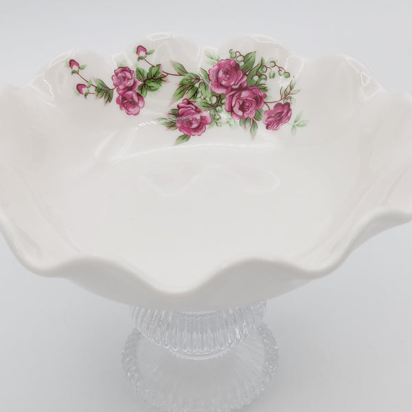 Waved Small Golesorkhi Bowl With Glass Stand