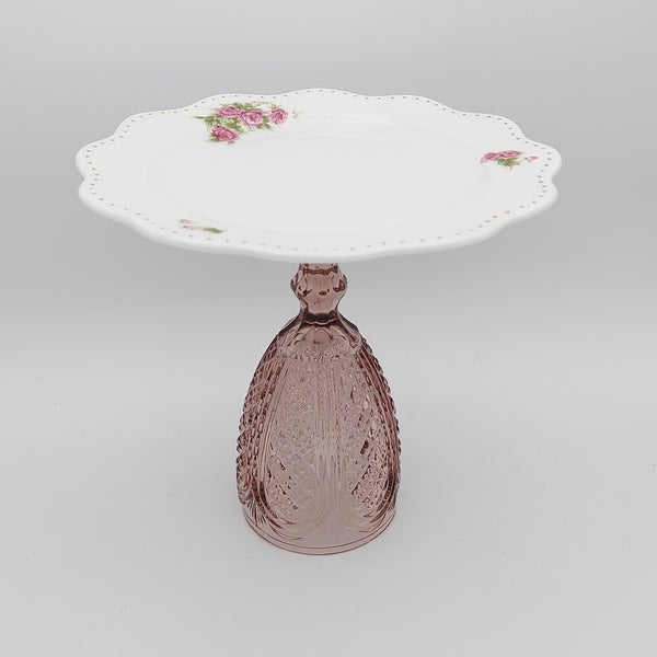 Wavy Rim Medium Golesorkhi Plate With Gold Touches & Glass Stand