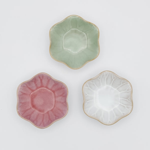 Small Wavy Flower Bowl