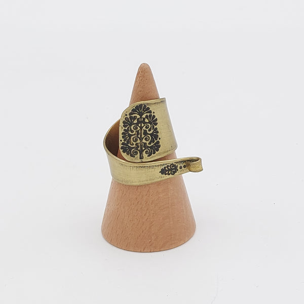 Sarv Handmade Brass Ring