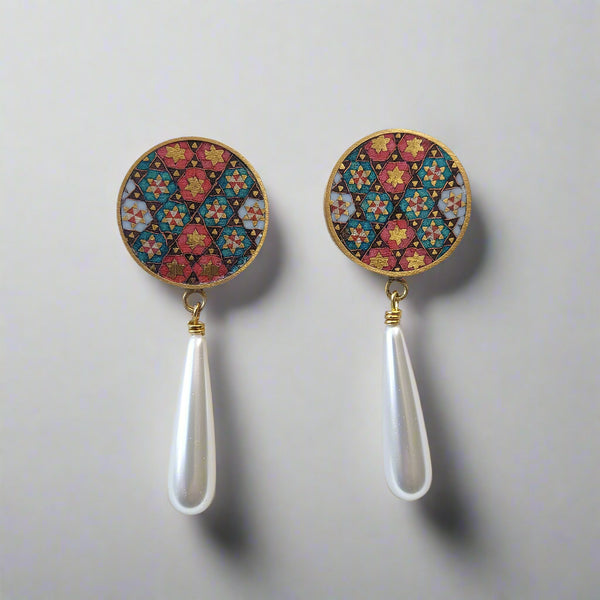 (Ille) Knob-Khatam Brass Pearl Earring