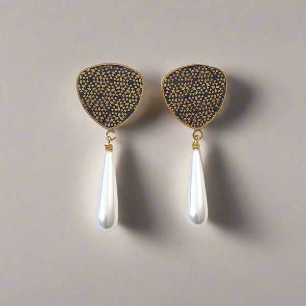 (Ille) Knob Pearl-Khatam Brass Pearl Earring
