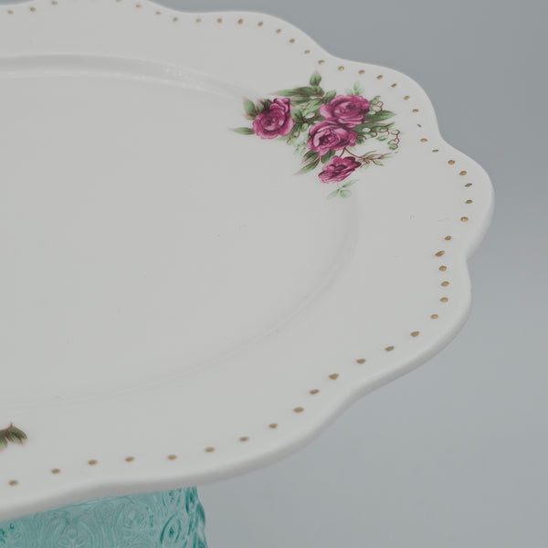 Wavy Rim Medium Golesorkhi Plate With Gold Touches & Turquoise Glass Stand