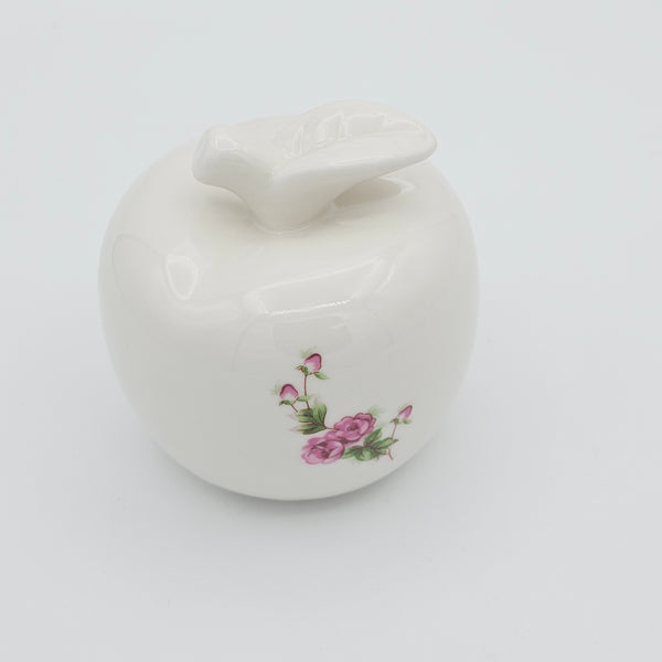 GoleSorkhi Decorative Apple