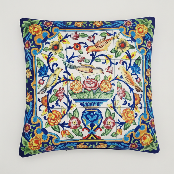 Nava Pillow