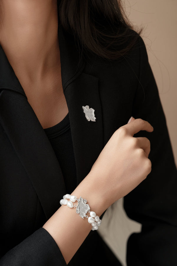 Unisex Iran Map Silver Pin Brooch