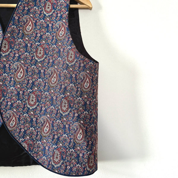 Sormeh Vest