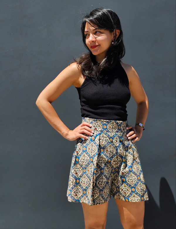 Sama Qalamkari Short