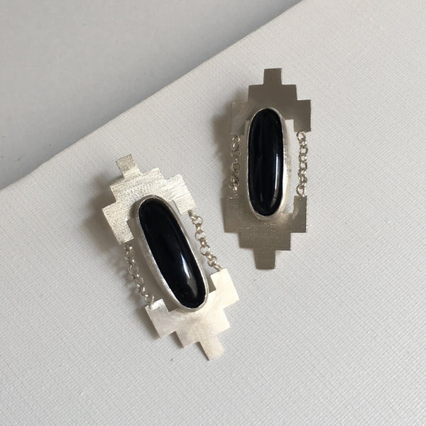 Dook Silver Onyx Earring