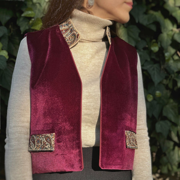 Yaghoot Velvet Vest