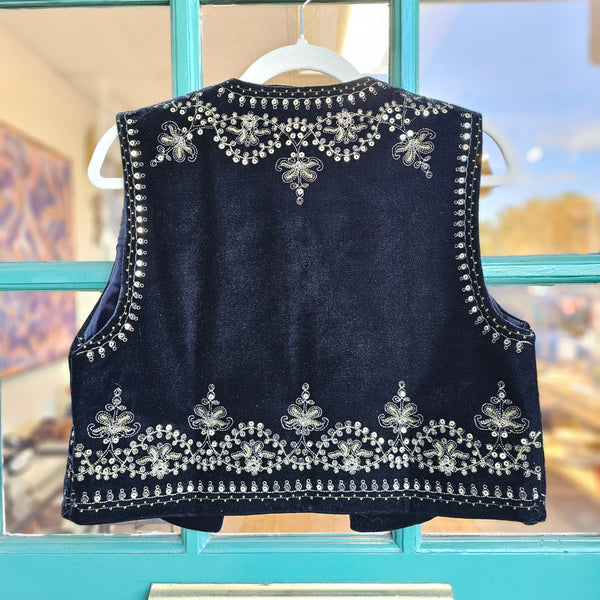 Zarrin Velvet Vest with Embroidery