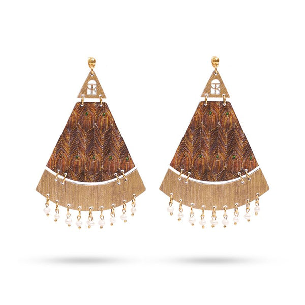 Chandelier Earring – Gold
