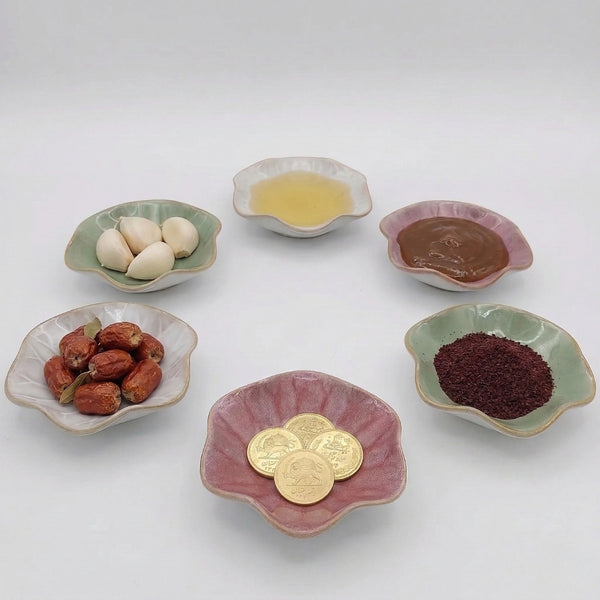 Small Wavy Flower Bowl