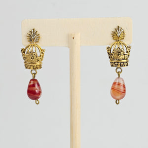 Handmade Persian-inspired product available at Diyar Concept Store, featuring traditional and modern designs crafted with attention to detail.