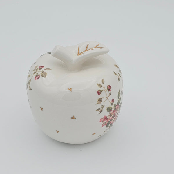 Flora Apple with Gold Touches