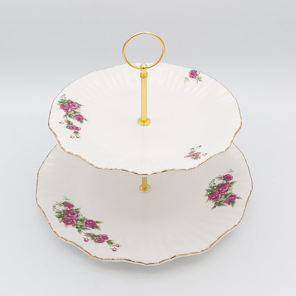 Golesorkhi Two Tier Wave Rounded Server