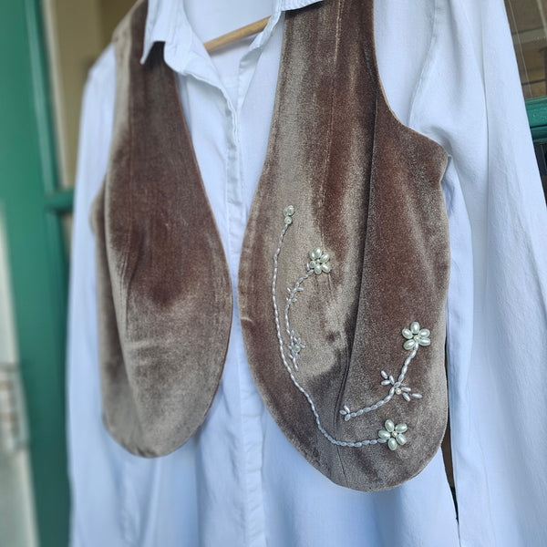 Morvarid Velvet  Vest