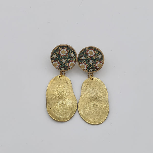 Adorn-Khatam Brass-Gold Finish Earring