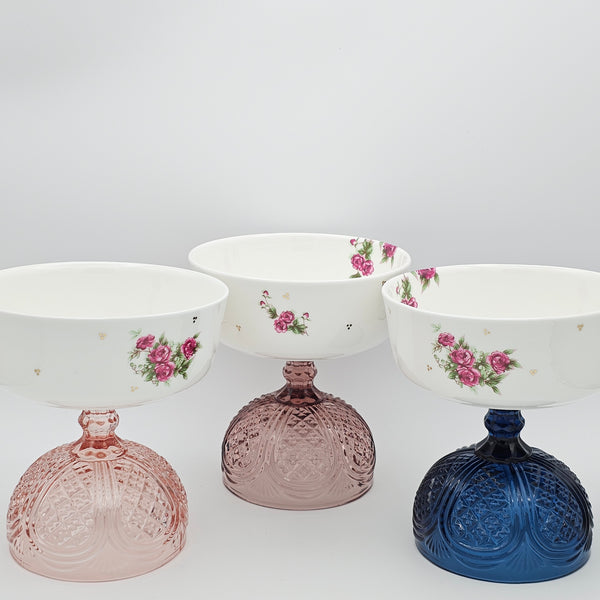 Golesorkhi Bowl With Gold Touches & Short Glass Stand