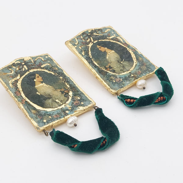 Classic Lady Paper Mache Earring