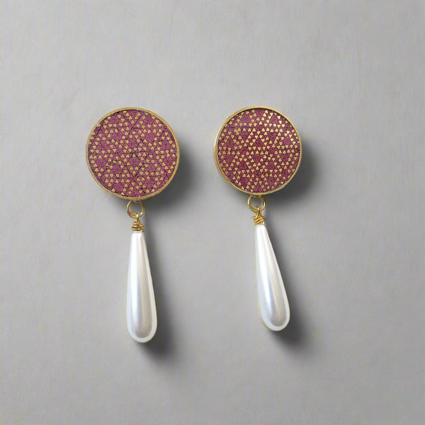 (Ille) Knob-Khatam Brass Pearl Earring