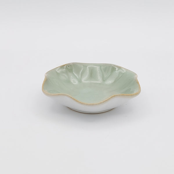 Small Wavy Flower Bowl