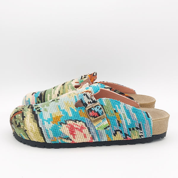 Vintage Gobelin Sandals [Size 8.5]