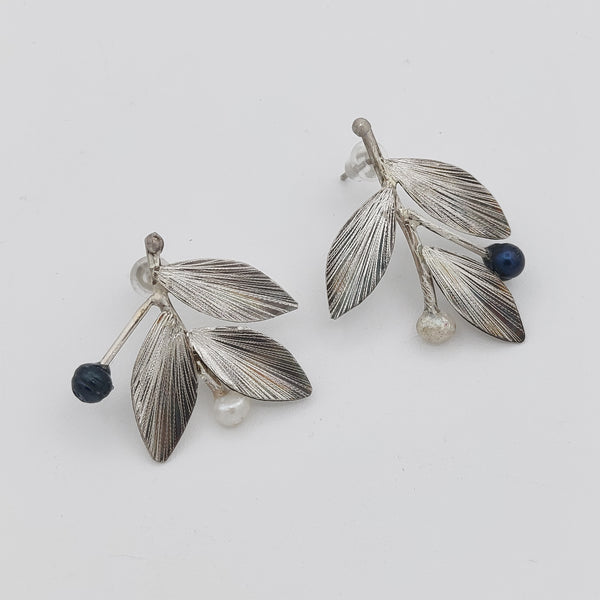 Silver Small Leaves Earrings with Pearls