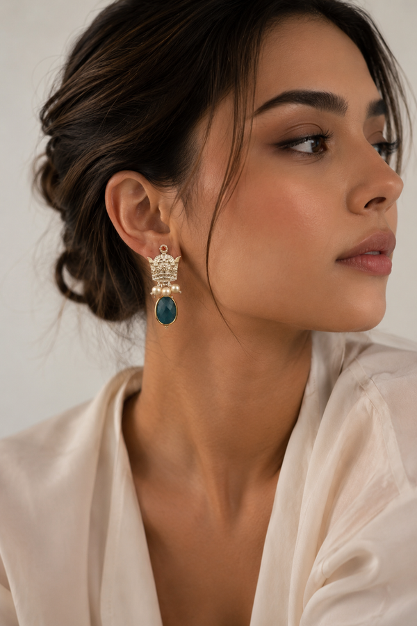 Silver Crown Earrings with Freshwater Pearls and Drop Agate