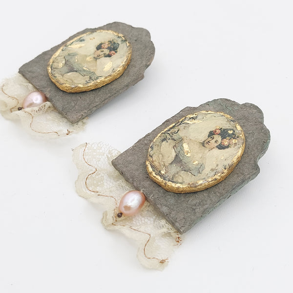 Vintage Classic Design Paper Mache Earring